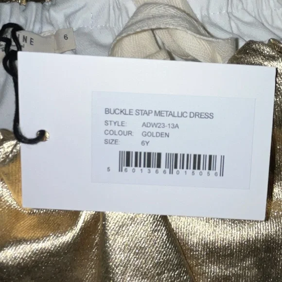 Metallic Buckle Ruffle - Picture 6 of 7